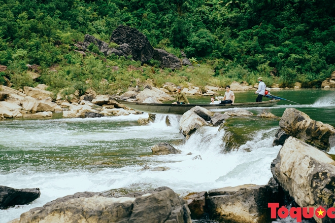 Thót tim vượt thác Tam Lu: Tour du lịch dành cho người ưa mạo hiểm - Ảnh 5.