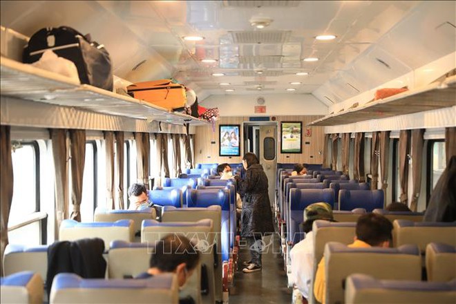 Tổ chức thêm nhiều chuyến tàu khách đến các điểm du lịch vào dịp lễ 2/9 - Ảnh 1.