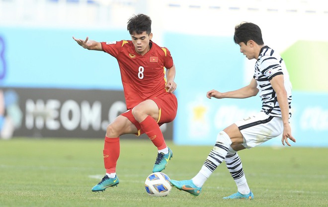 Khuất Văn Khang: Viên ngọc quý của U19 Việt Nam - Ảnh 3.