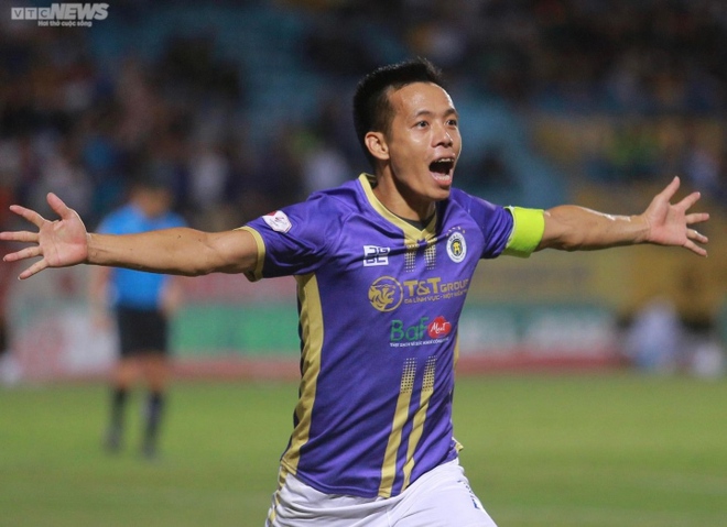Đánh bại HAGL, Hà Nội FC vô địch lượt đi V-League 2022 - Ảnh 2.