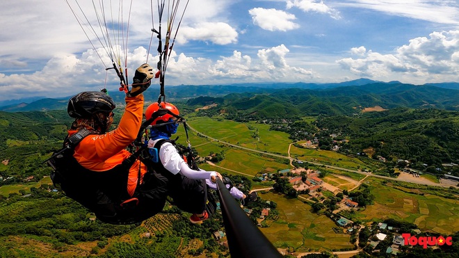 Giới trẻ rủ nhau lên xứ Mường trải nghiệm Hạ cánh nơi anh - Ảnh 16.