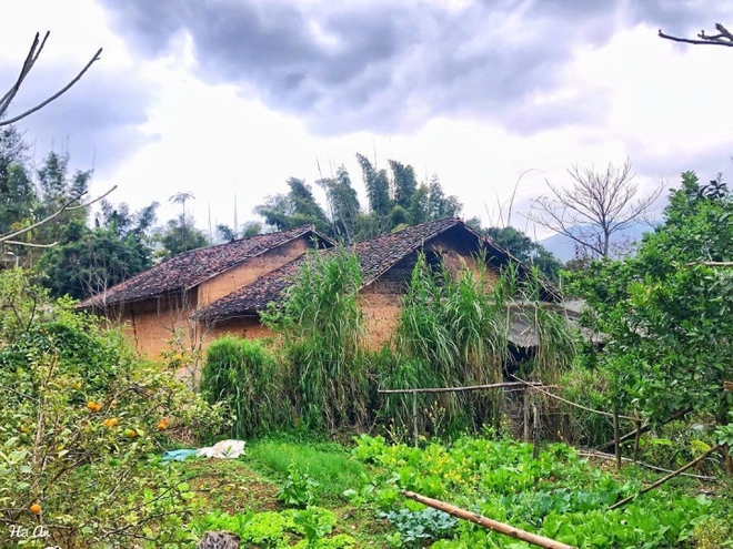 Say đắm trước vẻ mộc mạc ở ngôi làng cổ trăm tuổi ‘bị lãng quên’ ở Hà Giang - Ảnh 3.