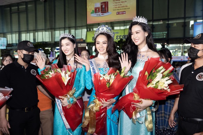 Phong cách thời trang đồng điệu, ngọt ngào của Top 3 Miss World Vietnam 2022 sau đăng quang - Ảnh 3.