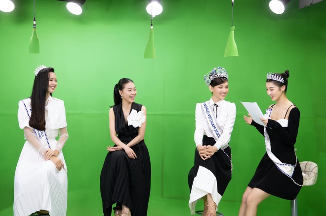 Phong cách thời trang đồng điệu, ngọt ngào của Top 3 Miss World Vietnam 2022 sau đăng quang - Ảnh 10.