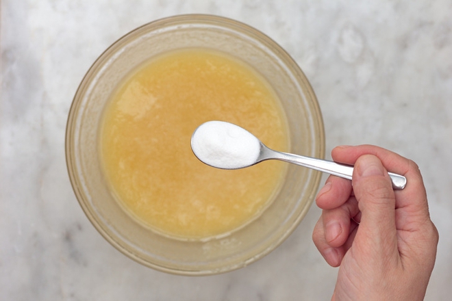 6 c&aacute;ch tự cải thiện l&agrave;n da vi&ecirc;m nang l&ocirc;ng tại nh&agrave; - Ảnh 5.