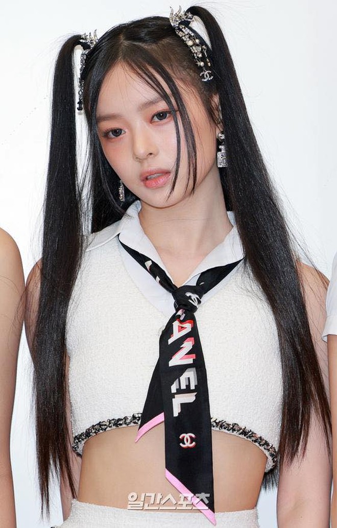 Sao Hàn nô nức đổ bộ sự kiện Chanel: NewJeans lần đầu xuất hiện đã được khen, Chaeyoung (TWICE) mặc đơn giản vẫn cực ngầu - Ảnh 2.