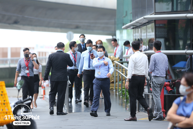 Nỗi khổ bất ngờ của dân văn phòng tại khu phố Nhật - Lê Thánh Tôn: Chúng tôi phải lách quán Nhật như vượt chướng ngại vật, mới đến được nơi thật sự để ăn mỗi trưa - Ảnh 8.