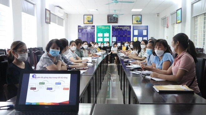 Hình ảnh trường học Hà Nội tất bật chuẩn bị đón năm học mới - Ảnh 2.