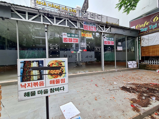 Phố Hàn, phố Nhật ‘thay áo mới’, tiệm này đóng cửa tiệm khác mọc lên - Ảnh 4.