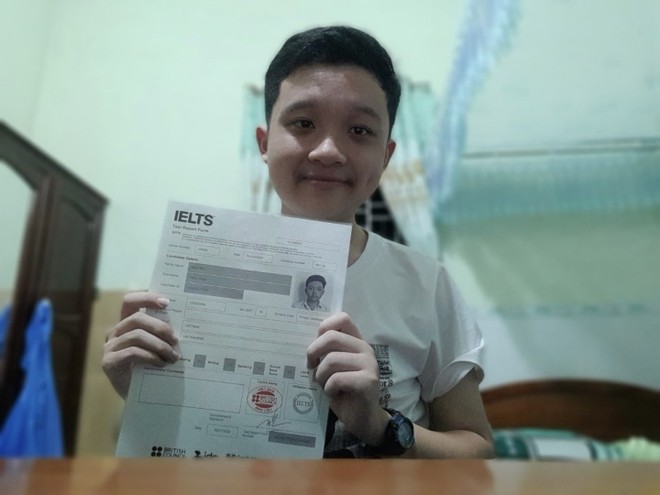 Kh&ocirc;ng học th&ecirc;m, nam sinh B&igrave;nh Định đạt 8.0 IELTS trong lần thi đầu ti&ecirc;n - Ảnh 1.