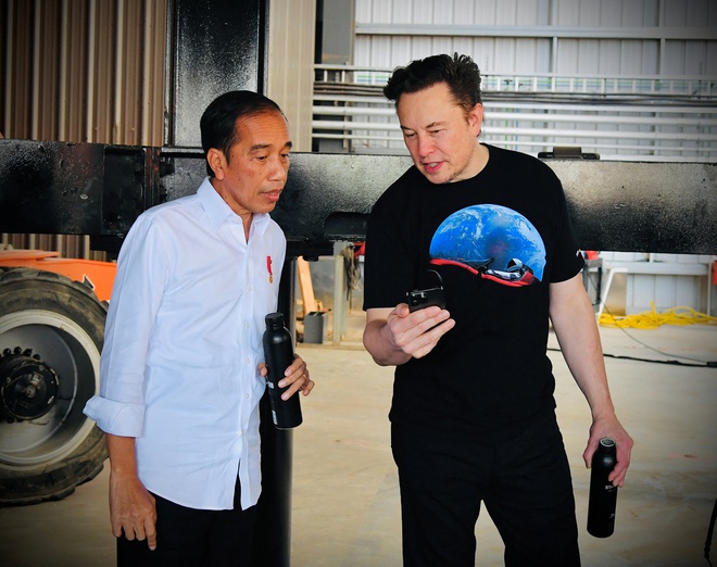 Quốc gia Đ&ocirc;ng Nam &Aacute; n&agrave;y đang c&oacute; tham vọng mời gọi Elon Musk sản xuất xe điện Tesla - Ảnh 1.