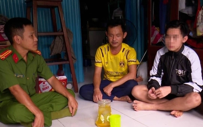 Một gia đình mất 160 triệu đồng chuộc con trai 17 tuổi từ Campuchia về - Ảnh 1.