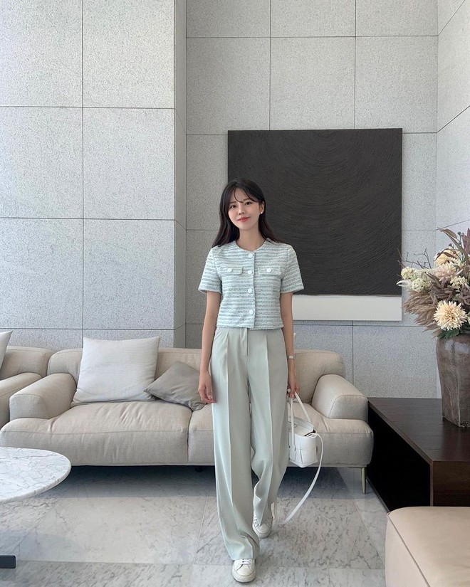 C&oacute; 1 kiểu &aacute;o thanh lịch chẳng k&eacute;m blazer, cứ diện v&agrave;o m&ugrave;a thu l&agrave; vừa đẹp vừa sang - Ảnh 4.