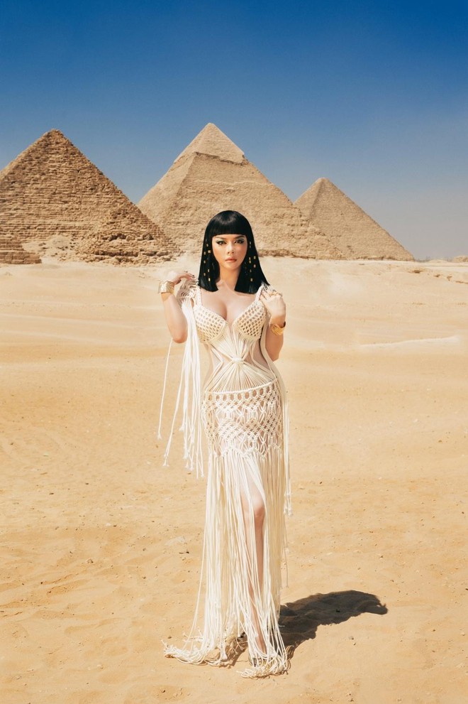 Lý Nhã Kỳ khoe bộ ảnh nữ hoàng Ai Cập được thực hiện công phu, trang phục đẹp hút mắt - Ảnh 4.