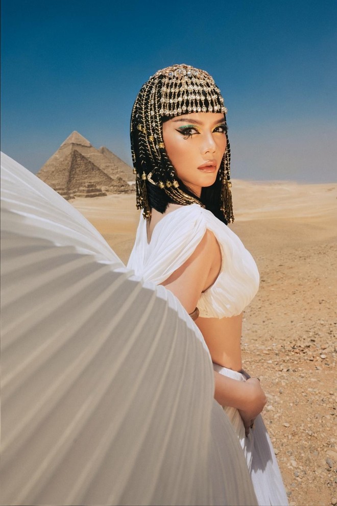 Lý Nhã Kỳ khoe bộ ảnh nữ hoàng Ai Cập được thực hiện công phu, trang phục đẹp hút mắt - Ảnh 5.