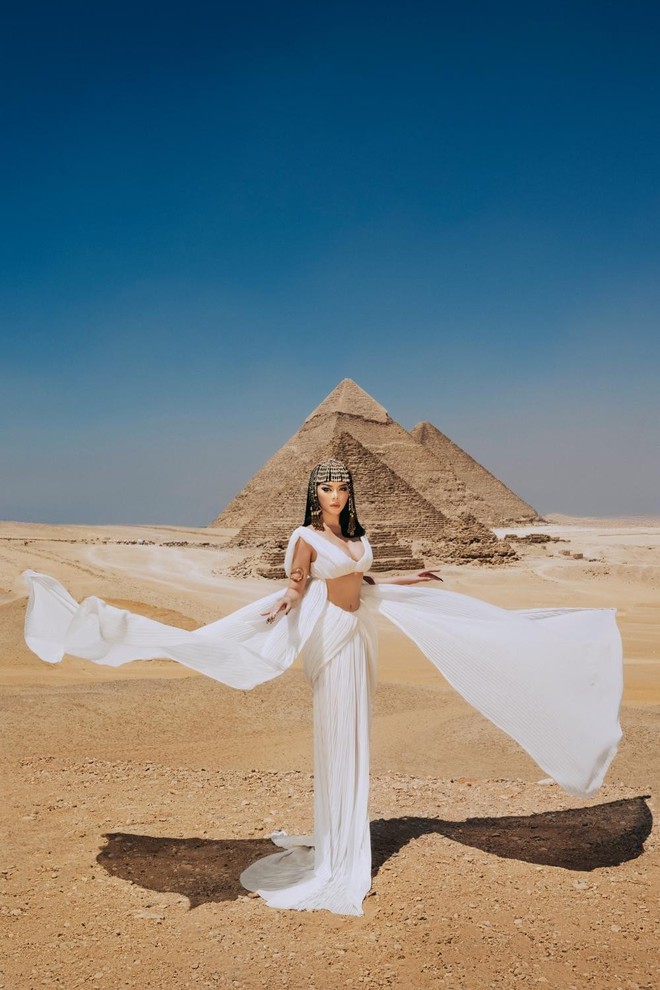 Lý Nhã Kỳ khoe bộ ảnh nữ hoàng Ai Cập được thực hiện công phu, trang phục đẹp hút mắt - Ảnh 6.