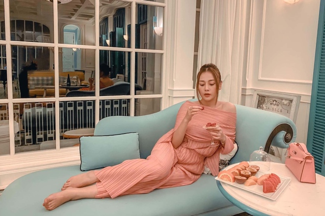 Phương Oanh Quỳnh B&uacute;p B&ecirc; gi&agrave;u c&oacute; cỡ n&agrave;o ở tuổi 33? - Ảnh 11.