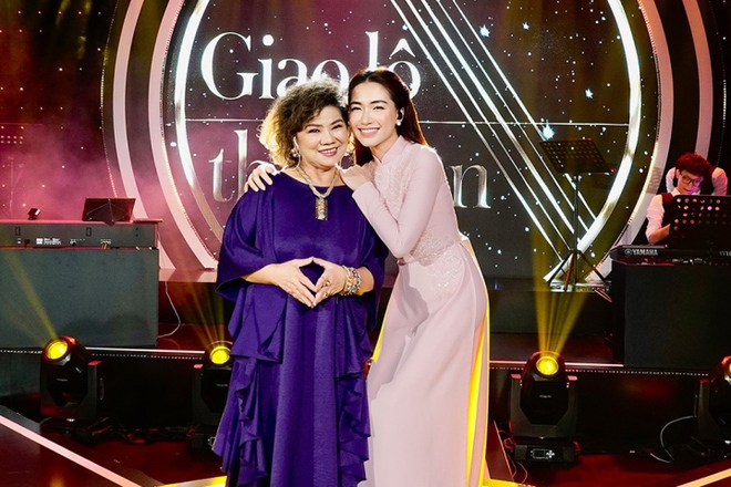 NSND Thanh Hoa xúc …