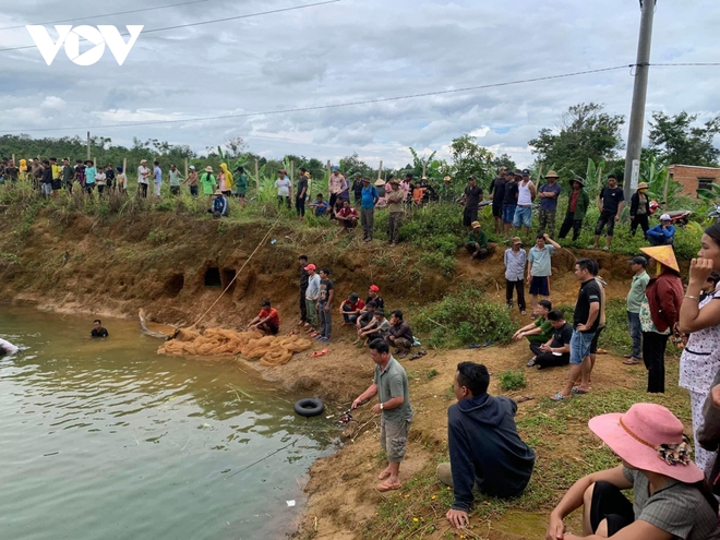 Anh em sinh đôi đuối nước thương tâm ở Đắk Lắk - Ảnh 1.