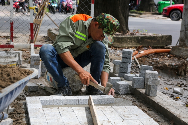 Diện mạo mới nhất khu vực Hồ Con Rùa sau hơn 3 tháng cải tạo với kinh phí 15 tỷ đồng - Ảnh 12.