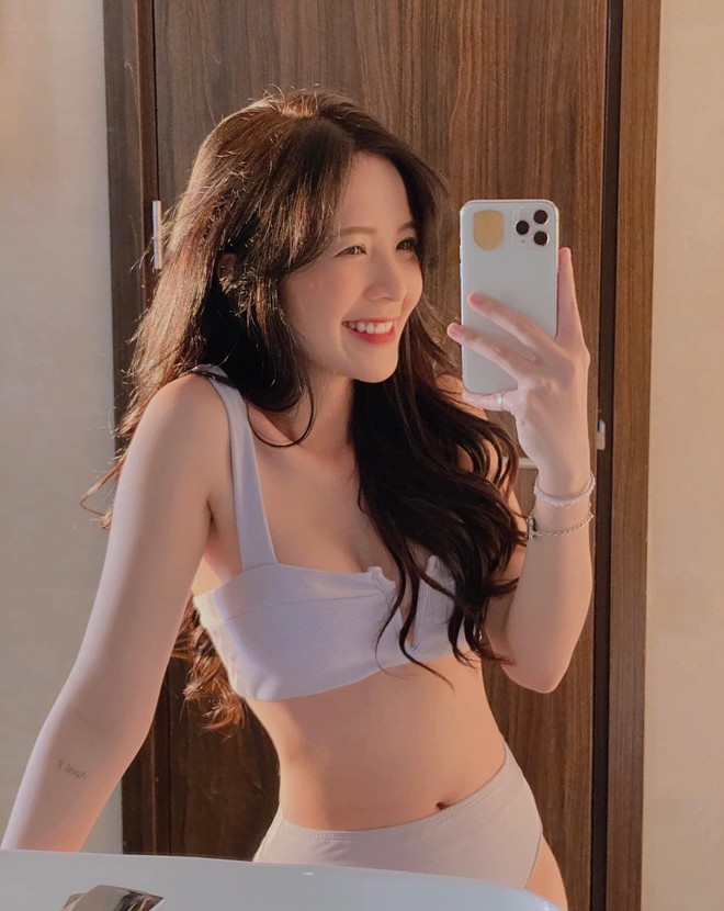 Nhan sắc đời thực gợi cảm của ba mỹ nh&acirc;n Ga-ra Hạnh Ph&uacute;c - Ảnh 12.