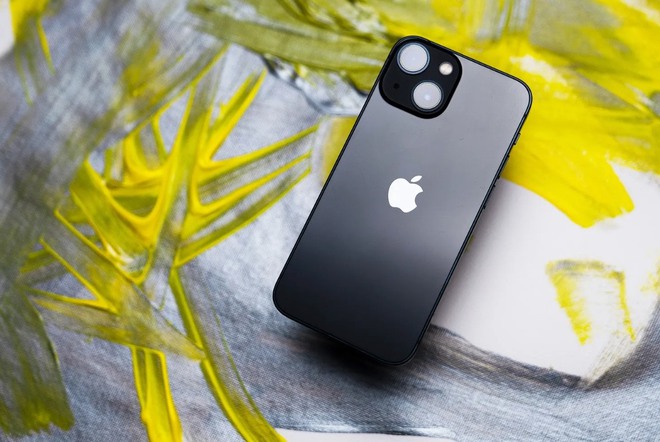 Apple kh&ocirc;ng phải người quyết định iPhone c&oacute; thể li&ecirc;n lạc vệ tinh hay kh&ocirc;ng - Ảnh 1.