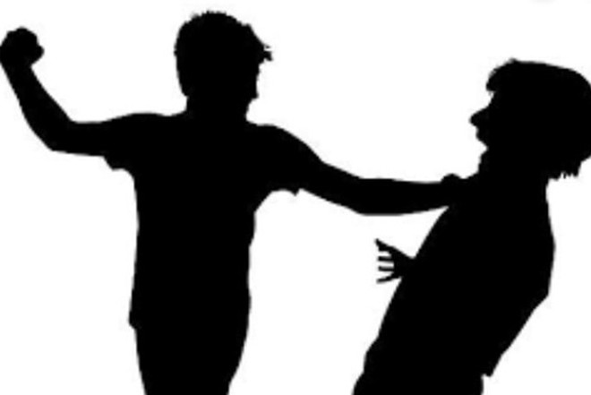 Đ&agrave; Nẵng: Đi họp lớp, 2 thanh ni&ecirc;n đ&aacute;nh bạn học nứt sọ - Ảnh 1.