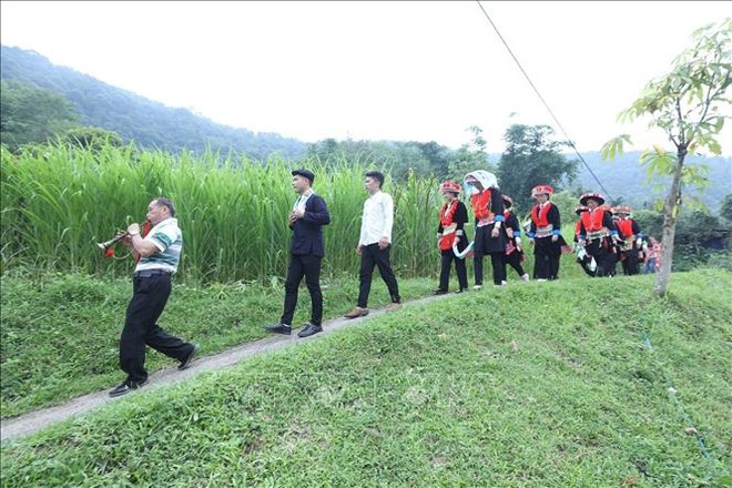 Đám cưới người Dao tại thôn Lũng Slàng - một sản phẩm du lịch mới của Lạng Sơn - Ảnh 2.