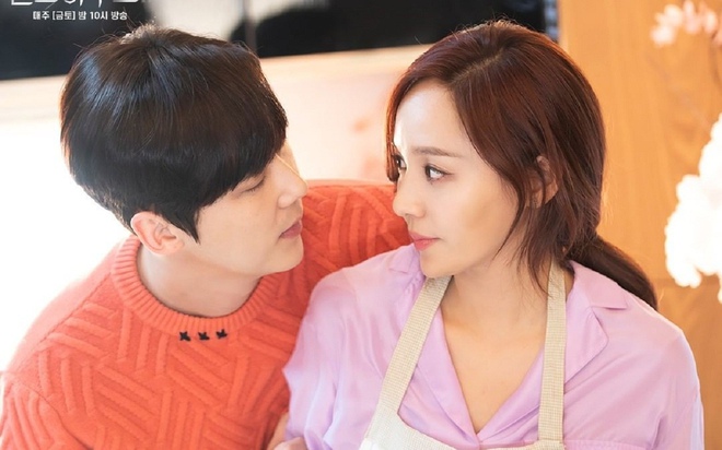 Mỹ nam từng ở nhà ổ chuột, làm chạy vặt đoàn phim: 10 năm nỗ lực rồi đổi đời ở tuổi U40 - Ảnh 5.