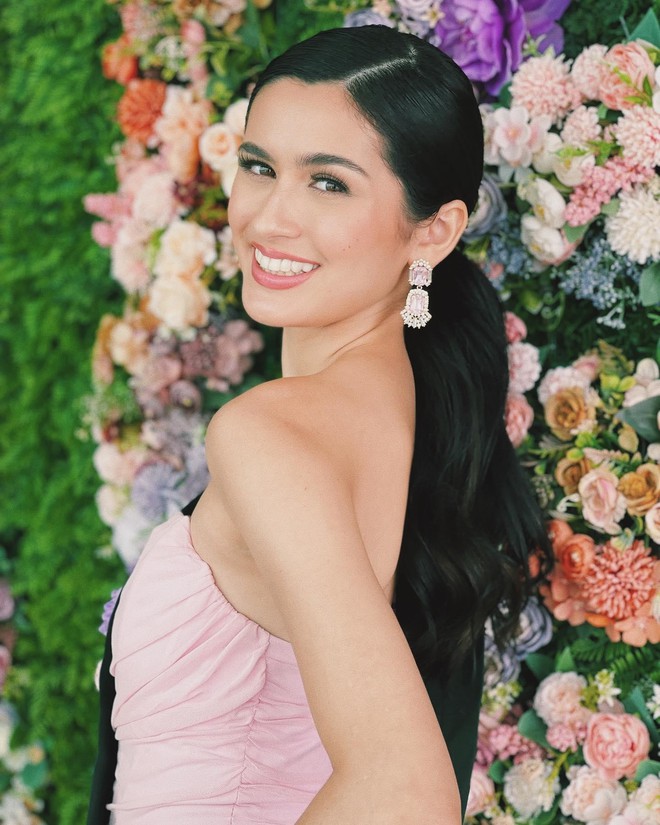 Vẻ đẹp nóng bỏng của mỹ nhân lai đăng quang Hoa hậu Trái đất Philippines 2022 - Ảnh 2.