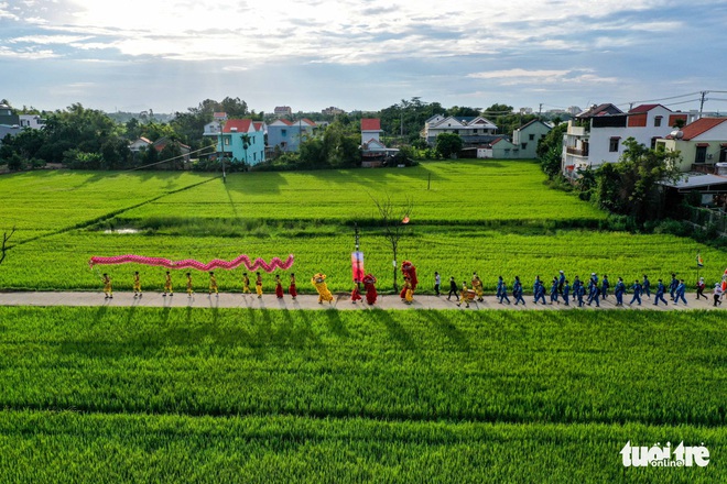 10.000 người về làng gốm Thanh Hà xem đua thuyền trên sông Thu Bồn - Ảnh 6.