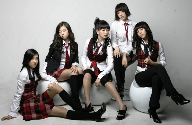 Kim Garam, HyunA và loạt thần tượng K-pop rời nhóm ngay sau khi ra mắt - Ảnh 11.