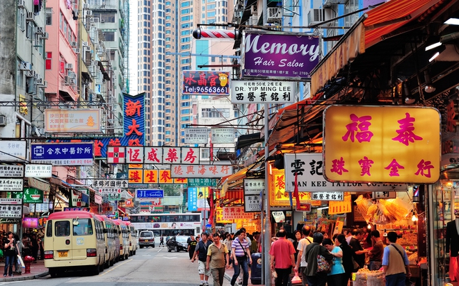 Hong Kong (Trung Quốc) rút ngắn thời gian cách ly với người nhập cảnh - Ảnh 1.