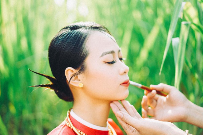 Đám cưới đậm chất miền Tây xưa, mặc áo dài đi guốc mộc đẹp xuất sắc! - Ảnh 6.