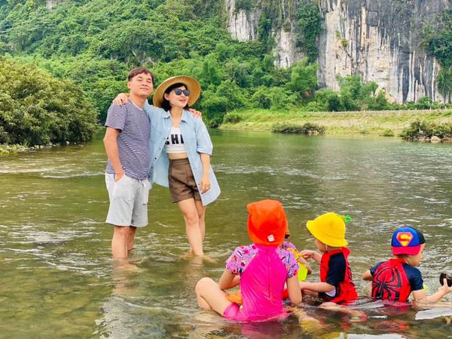 Du khách đổ xô đến bến sông đẹp nhất xứ Mường - Ảnh 3.