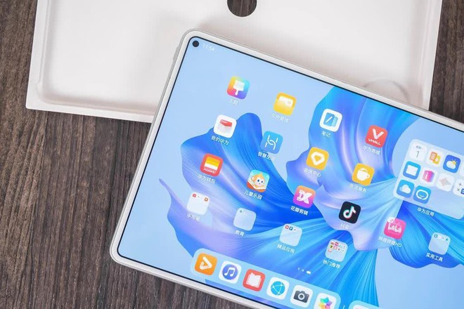 Ảnh thực tế Huawei MatePad Pro 11 inch: Thiết kế đẹp cùng màn hình viền siêu mỏng - Ảnh 26.