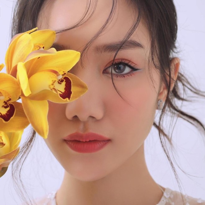 Miss Grand Vietnam 2022: Thí sinh sở hữu vòng eo nhỏ kỷ lục 52cm là gương mặt quen thuộc - Ảnh 1.