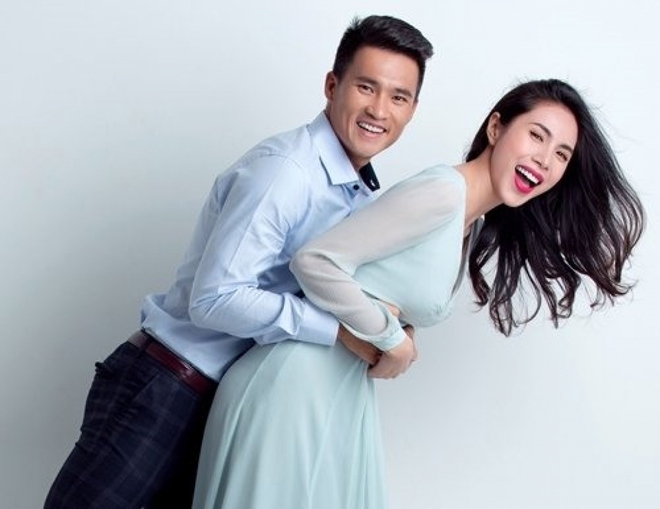 Những cặp vợ chồng nghệ sĩ vượt sóng gió, sống hạnh phúc trong showbiz Việt - Ảnh 3.