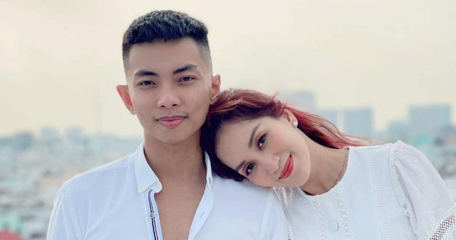 Những cặp vợ chồng nghệ sĩ vượt sóng gió, sống hạnh phúc trong showbiz Việt - Ảnh 2.