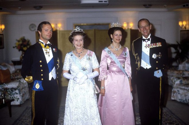 Hơn 20 Hoàng gia đến dự tang lễ Nữ hoàng Anh - Ảnh 4.