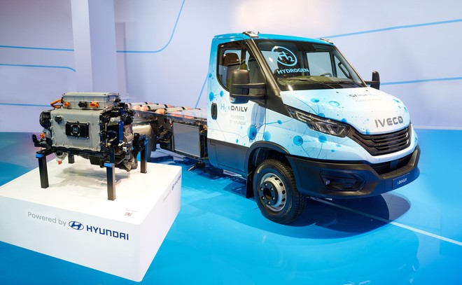 Hyundai ra mắt xe điện chạy pin nhi&ecirc;n liệu Hydro - Ảnh 1.