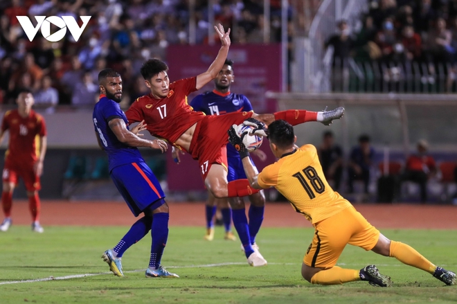 Dư âm ĐT Việt Nam 4-0 ĐT Singapore: Dấu ấn Văn Quyết và những tân binh - Ảnh 3.