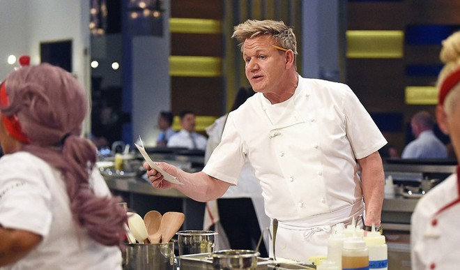 Mất tài năng chơi bóng, Gordon Ramsay trở thành ông vua khó tính có khối tài sản kếch xù - Ảnh 4.