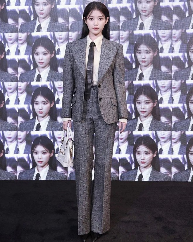 IU bất ngờ bị ma nữ Mai Davika lấn &aacute;t tại Milan Fashion Week - Ảnh 7.