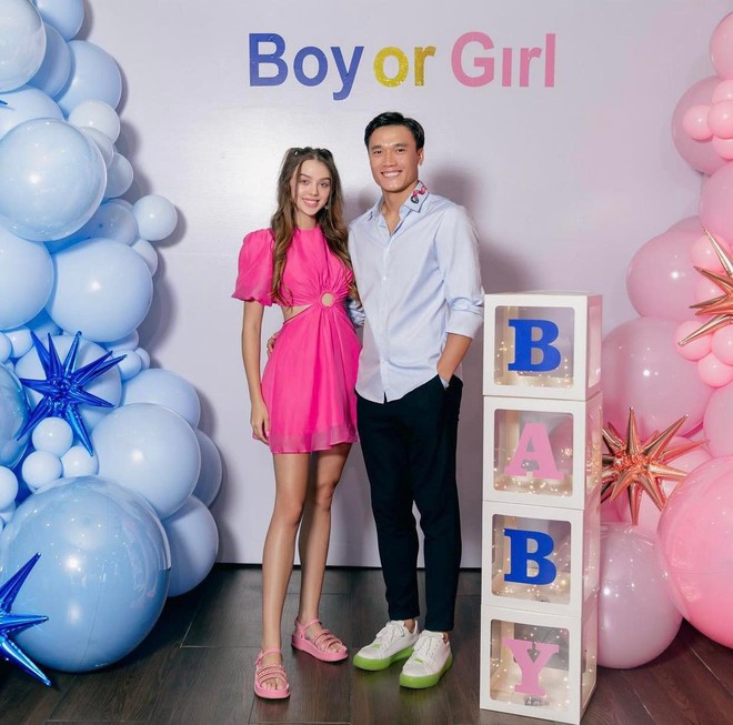 Cuộc sống h&ocirc;n nh&acirc;n hạnh ph&uacute;c của d&agrave;n cầu thủ U23 năm n&agrave;o - Ảnh 1.