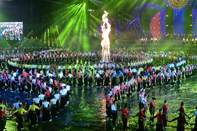 Nghệ thuật Xòe Thái của Việt Nam được UNESCO công nhận là di sản phi vật thể đại diện của nhân loại - Ảnh 3.