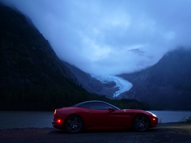 Phượt xuyên 3 quốc gia bằng siêu xe Ferrari: Đi gần 21.000km trong 2 tháng - Ảnh 9.