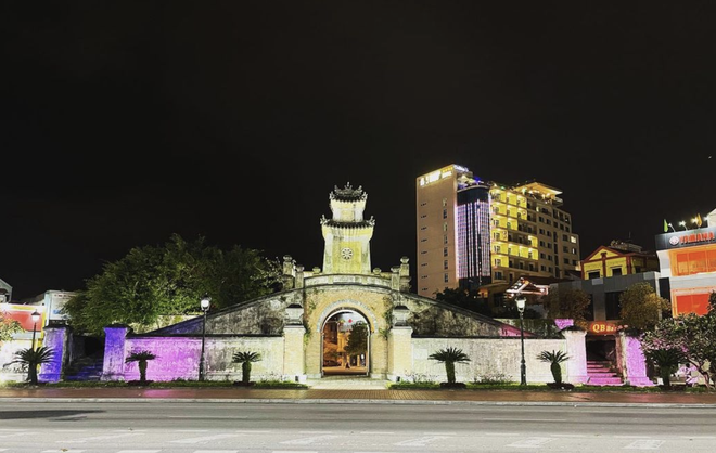 Not only Phong Nha - Ke Bang, Quang Binh also has the Dong Hoi pearl with countless beautiful scenes - Photo 1.