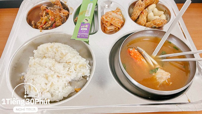 Nhân viên ở Hàn Quốc tiết lộ sự thật bữa cơm trưa tại công ty: "Người ăn áp lực chẳng kém người nấu" - Ảnh 7.