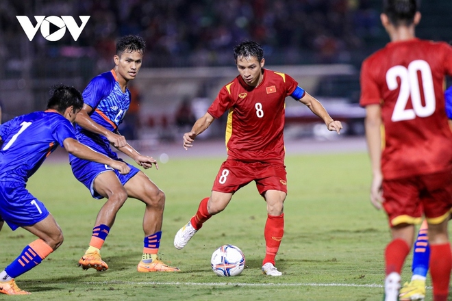 ĐT Việt Nam 3-0 ĐT Ấn Độ: Cơn đau đầu dễ chịu của HLV Park Hang Seo - Ảnh 8.